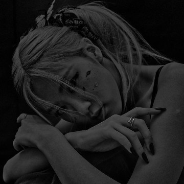 Rosie- Dark