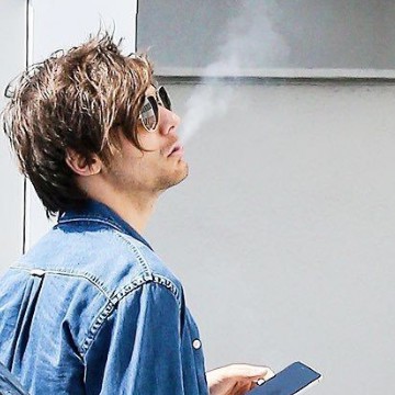 Louis Tomlinson Blue 