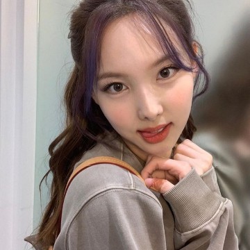 nayeon